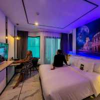 ลากแฟนไปนอนโรงแรมที่สวยมากๆในPhoket.Oldtown