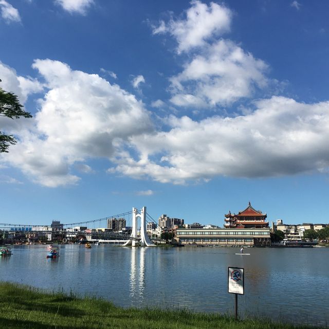 桃園龍潭大池