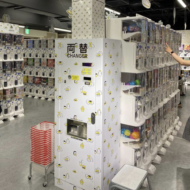 池袋新地標，全球最大的扭蛋旗艦店！