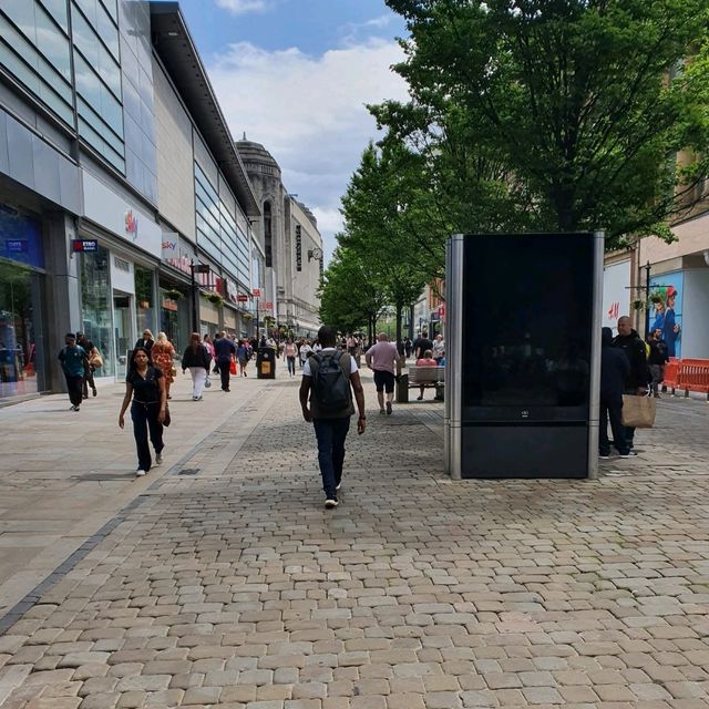 Shopping Time In Manchester 🛍