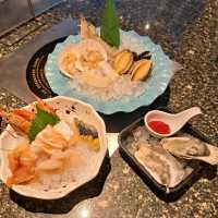 品嚐頂級食材日本A4和牛生蠔刺身，海鮮盛宴等你來