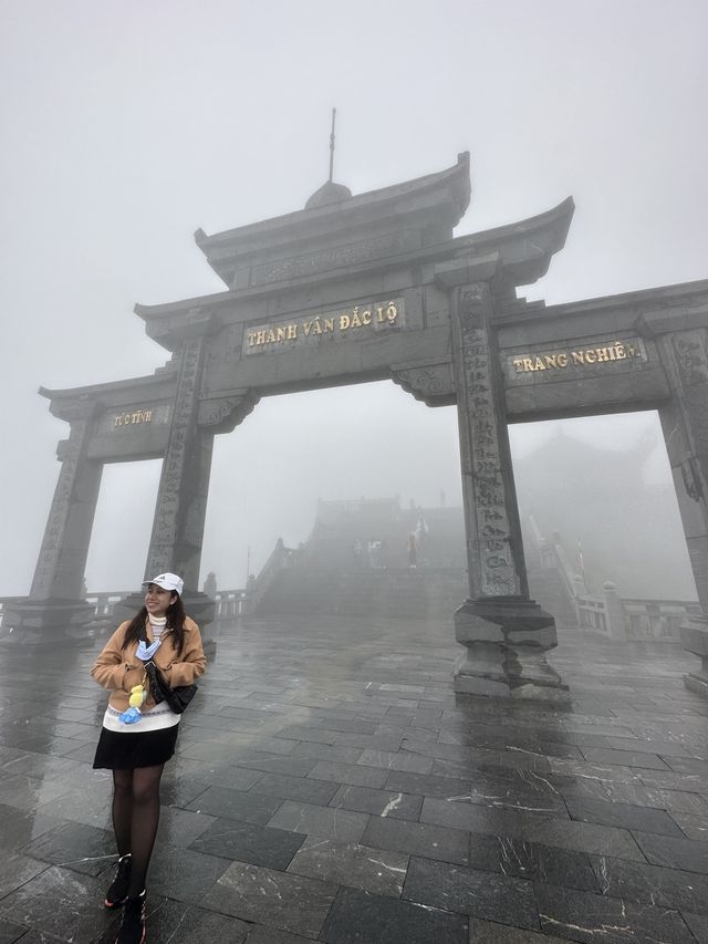 ครั้งหนึ่งในชีวิต พิชิตยอดเขาFANSIPAN 🇻🇳