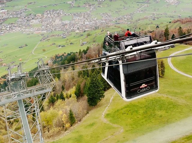Discover amazing autumn in Stanserhorn 1898m