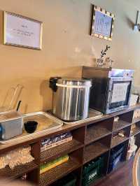 〖 ソウル・誠信女大入口〗 脂が乗ったサーモン丼🐟✨豚カツも人気なお店!!