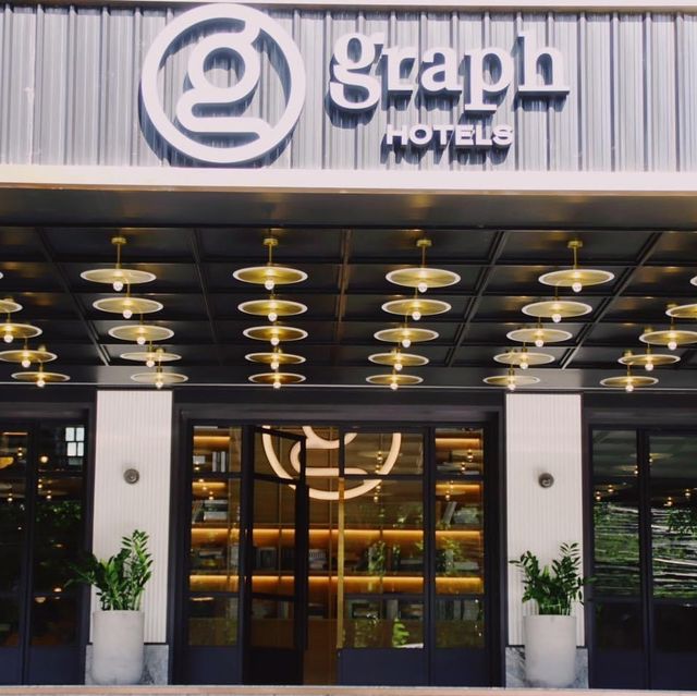 Graph Hotel