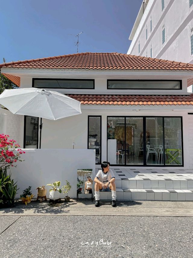 คาเฟ่ลับ เค้กอร่อย สไตล์ Modern French-Korean