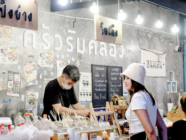 เดินเล่นชิลๆฟิลญี่ปุ่น ที่ริมคลองแม่ข่า