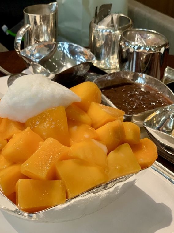 고즈넉하고 우아한 분위기에서 발렌타인데이를 즐기고 싶다면~? 🌟신라호텔 더 라이브러리를 추천드려요!