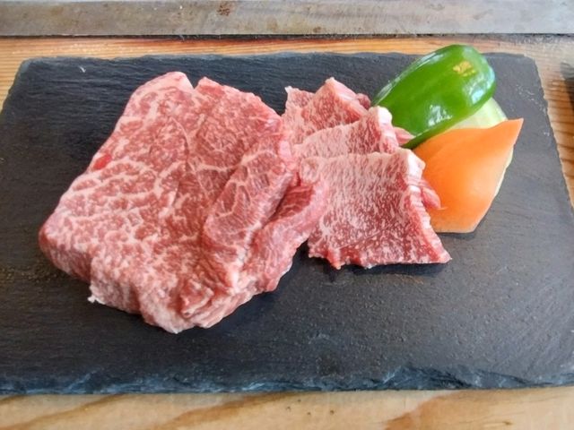 白老牛　食べ比べ♡