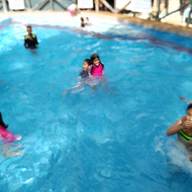 having the best day..