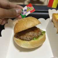 Baby Burger ร้านเบอร์เกอร์จิ๋วสุดคิ้ว 🍔🥓