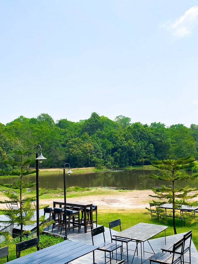 JUNGLE SPACE VILLAGE 