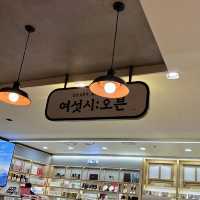 【韓国ソウル・明洞】「6時オーブン」ロッテ百貨店本店のベーカリーカフェ