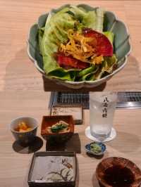 入口がわからない住所非公開の焼肉屋さん