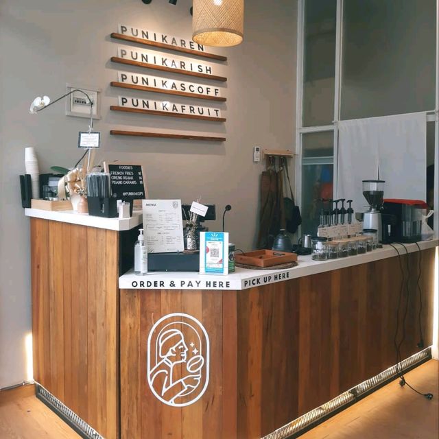 ONE OF THE CHARMING COFFEE SHOPS IN EAST JAKARTA