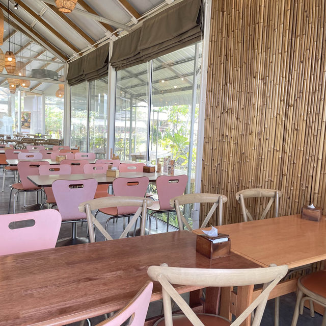 เพลินคาเฟ่บางปู 