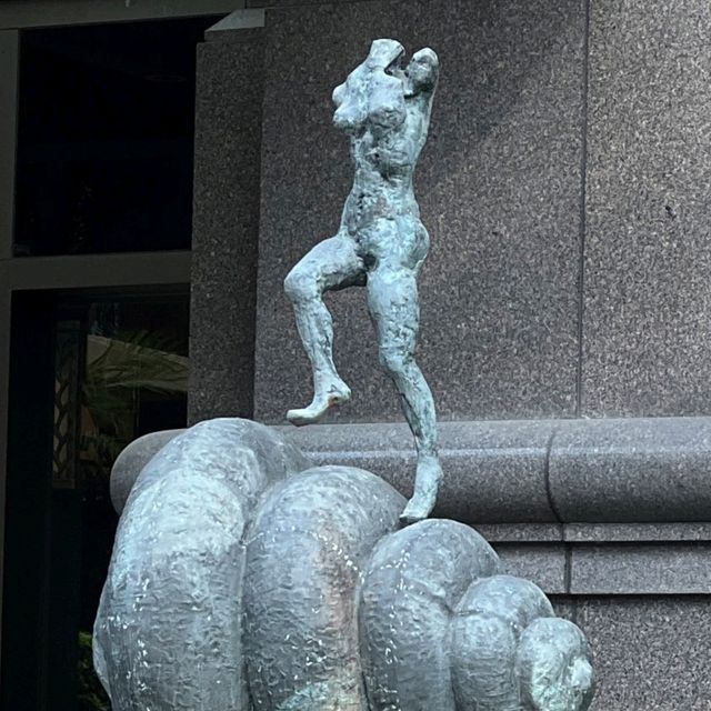 พาดูความ Art ของParkview Square @Singapore