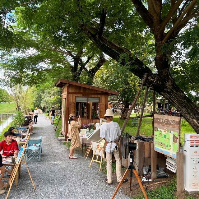 ร้านคาเฟ่ ดอกไม้ ประตู แจกัน วิลเลจ 