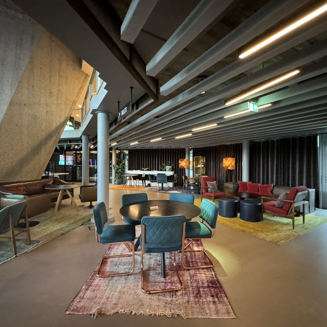 アムステルダムの音楽とアートに浸る、唯一無二の隠れ家 Sir Adam Hotel
