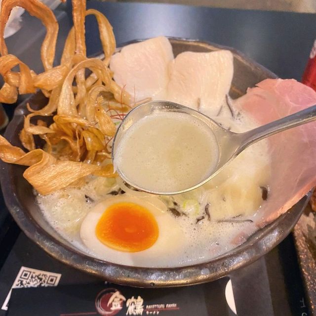雞白湯拉麵之魂🔥🔥🔥品嚐日本過江龍🐉金鶴拉麵 😋