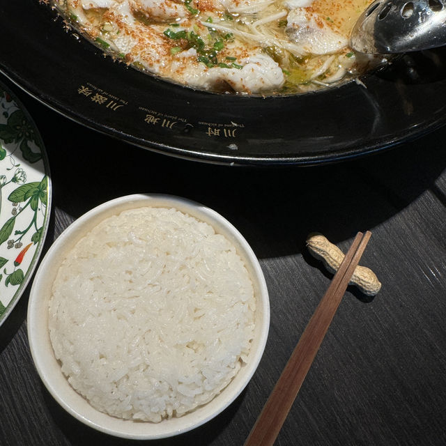 我宣佈！找到最好吃的酸菜魚🐟