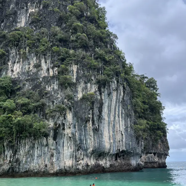 Hong Island Private Tour on Luxury Longtail Boat