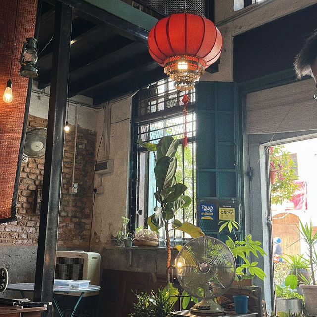 Cafe Hopping in Penang: A Modern Foodie's Guide to Hidden Gems