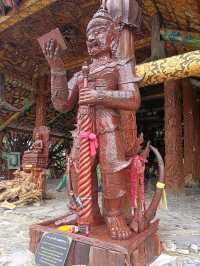 วัดเขาถ้ำประทุน อ.บ้านไร่ จ.อุทัยธานี