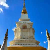 ไหว้พระธาตุบังพวน เสริมมงคลให้ชีวิต