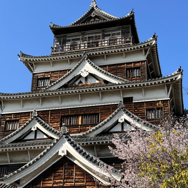 Exploring the Wonders of Hiroshima Castle!