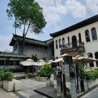 【成都】寬窄巷子：特色舊建築、小食攤檔、漢服遊客，拍照品嚐街頭小色