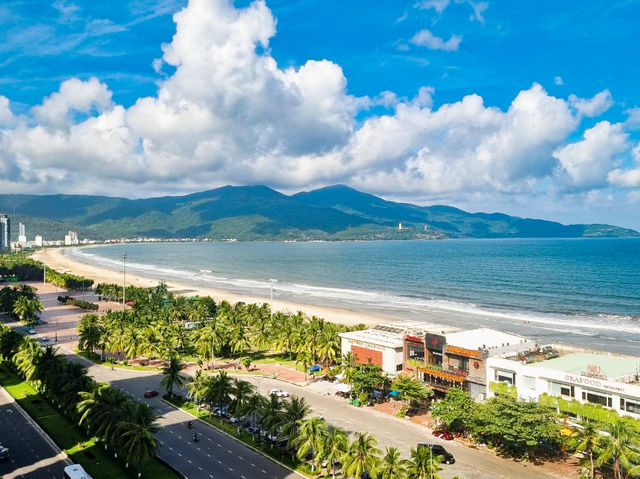 หาดหมีเค ดานัง ทะเลใส หาดขาว ที่ต้องไป!