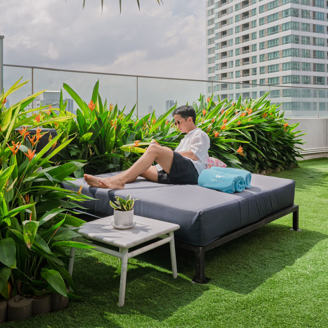 W Bangkok โรงแรมหรูย่านสาทร 🏢✨