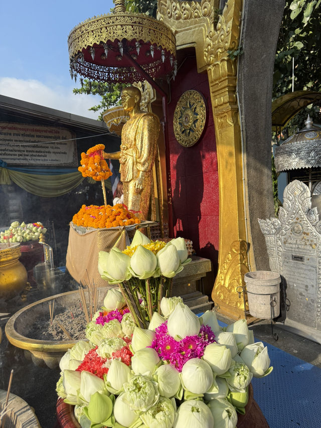 📍ไหว้อนุสาวรีย์ครูบาศรีวิชัย นักบุญแห่งล้านนาไทย