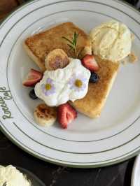 KAAN / Roccia Cafe @ Kanchanaburi