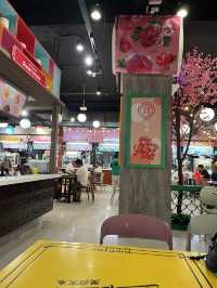【タイ･プーケット🇹🇭】船や乗り物もある！？お土産、飲食店なんでも揃うショッピングモール🛍