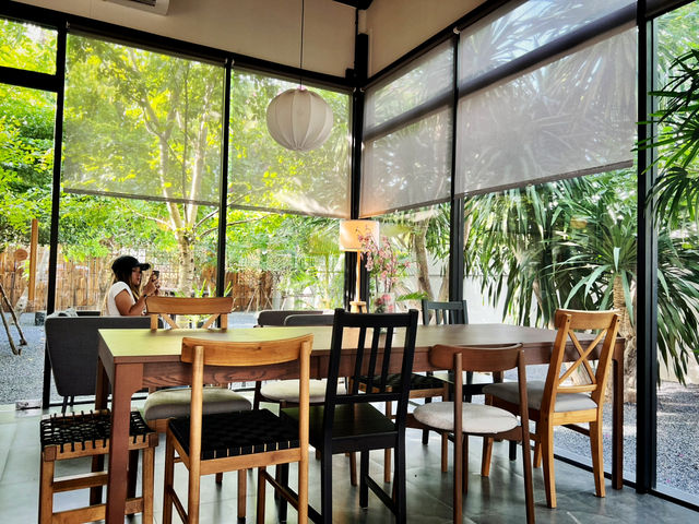 The Weekender Cafe' Kanchanaburi