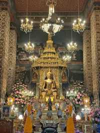 ไหว้พระใจกลางกรุง : วัดปทุมวนาราม 😇🙏✨️