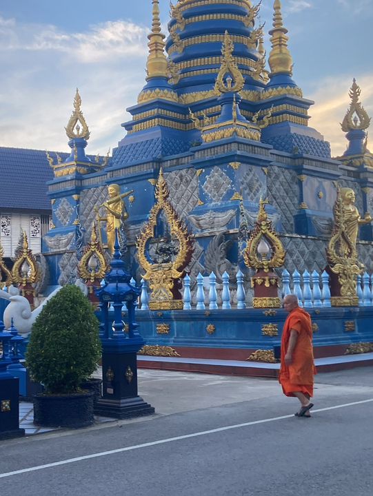 Blue Temple Chiang Rai: A Burst of Color and Serenity