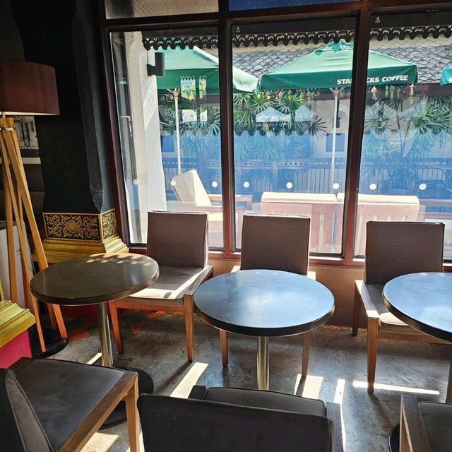 จิบกาแฟสตาบัคที่สวยที่สุดในเชียงใหม่
