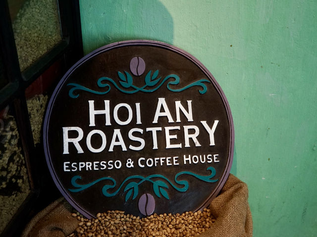 Relaxing Coffee Break at Hoi An Roastery☕️