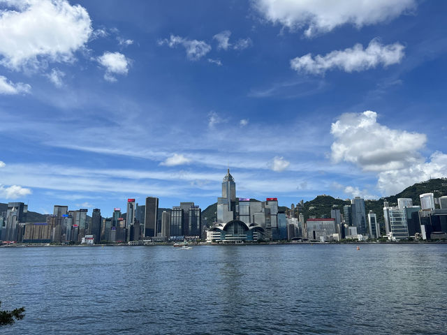 情人節維港浪漫遊，甜蜜到漏！💖