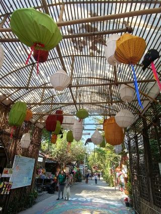 Chamcha Market: A Holiday-Exclusive Artsy Handicraft Market in Chiang Mai