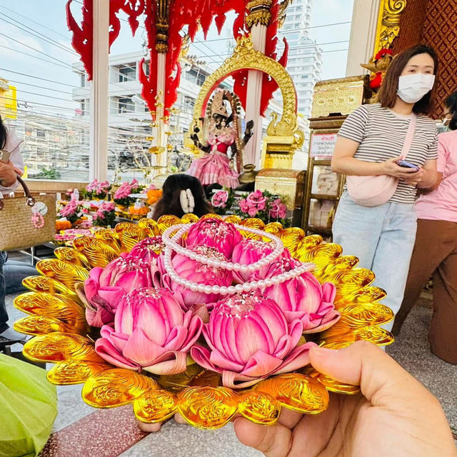 พระแม่ลักษมี วัดไผ่เงิน 🙏💕 -กรุงเทพฯ