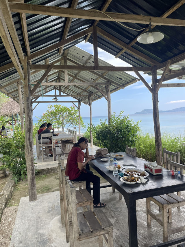 Lunch with a View at Blue Stone Beach Restaurant 🌊🍽️