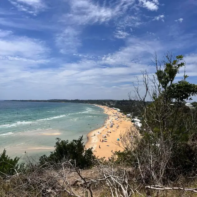 숨겨진 보석: 필라스에서의 해변 하루
