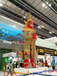 ไปชมยักษ์ใหญ่ทั้ง12ตน ที่ สนามบินสุวรรณภูมิ