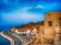 "Discover Oman: Where Desert Meets the Sea and Mountains Touch the Sky! 🇴🇲✨"