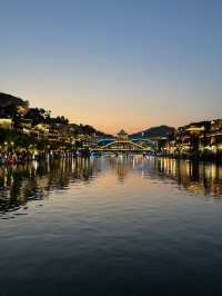 🇨🇳Furong Town & Phoenix Ancient Town Day & Night 🌿🏮
