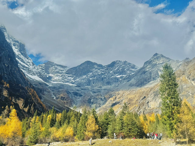  ภูเขา 4 ดรุณี (Siguniangshan, 四姑娘山) 🇨🇳